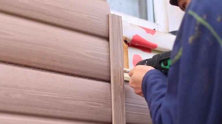 Storm Damage Siding Repair in Lynwood, CA